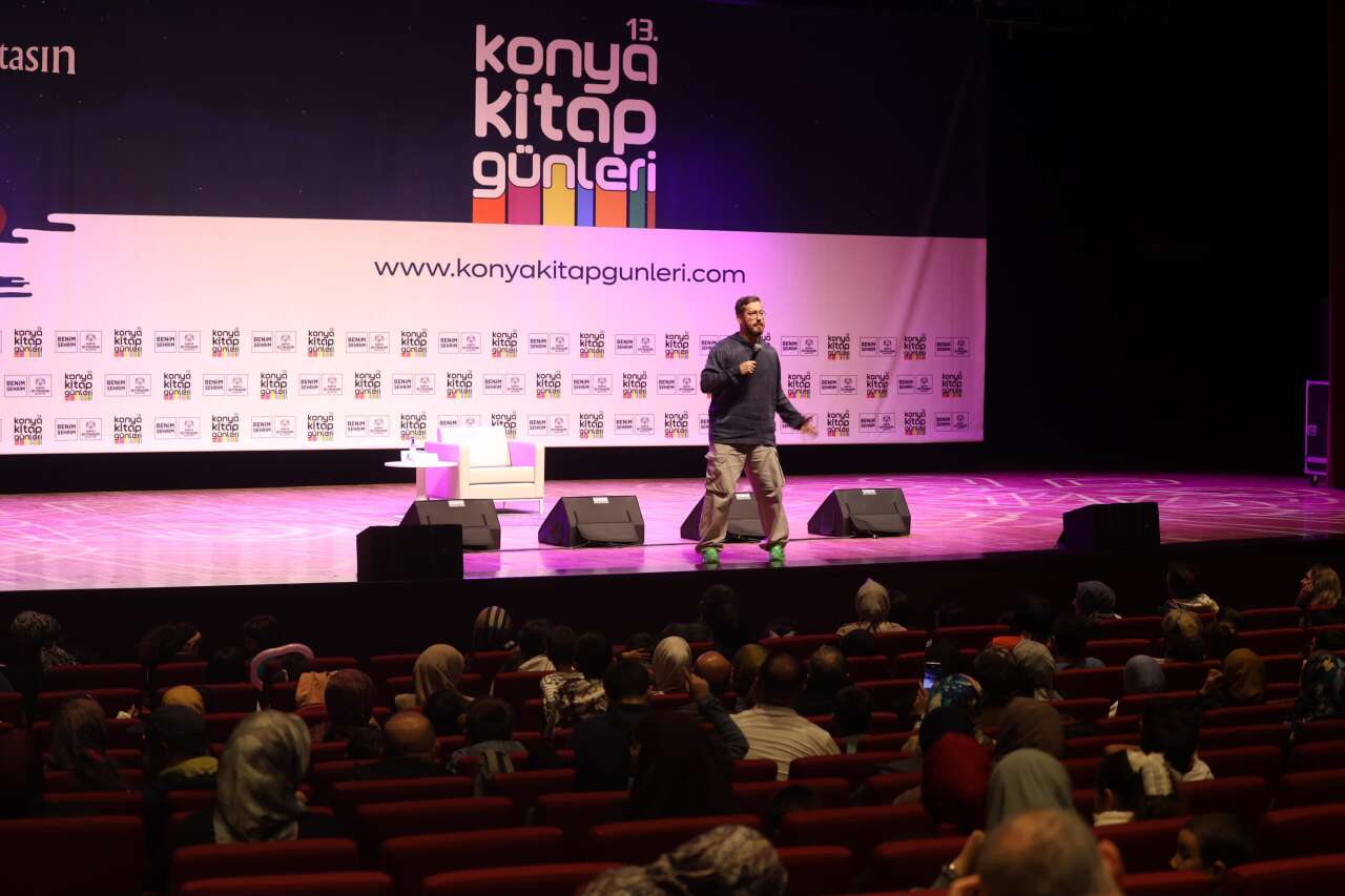 Konya’da kitap şöleni başladı! 10 gün dolu dolu geçecek 15